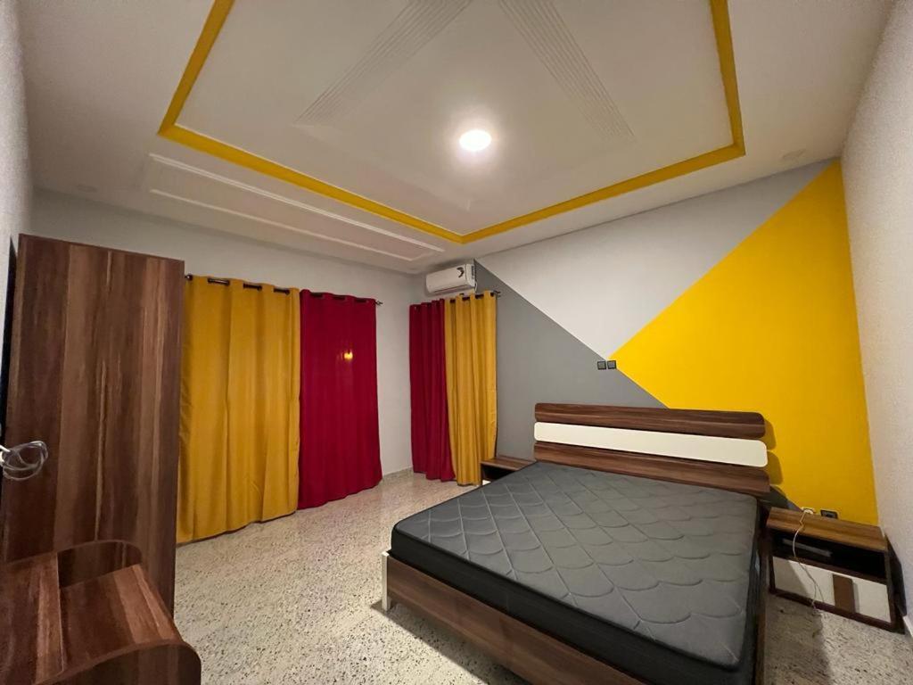 Smb-Gn Residence Lambandji - Electricite Et Wifi H24 Conakry Exteriör bild